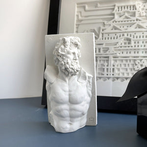Transform Your Space with European Character Sculpture Home Decoration Ornaments
